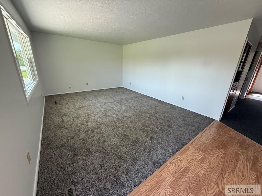 MLS #2179346 image #6