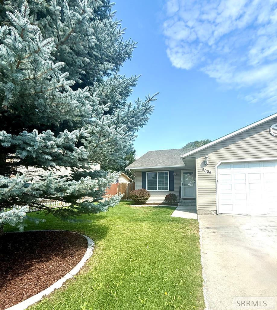 MLS #2179560 image #0