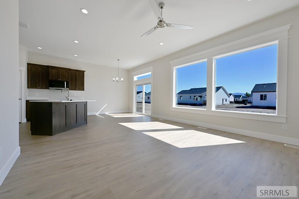 MLS #2179856 image #2