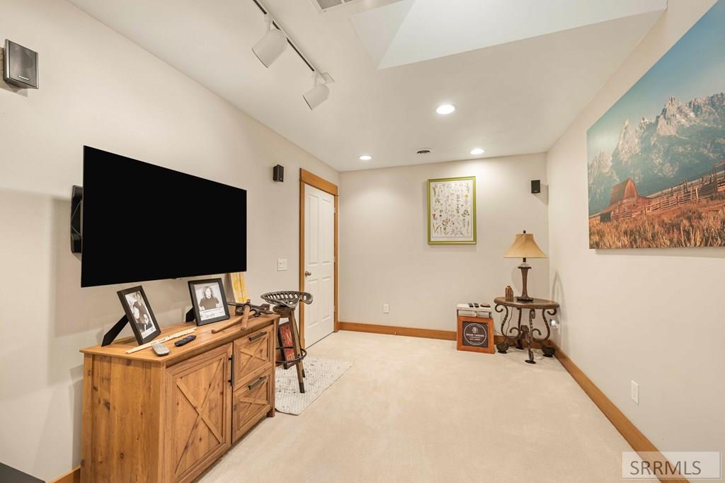 MLS #2180284 image #30