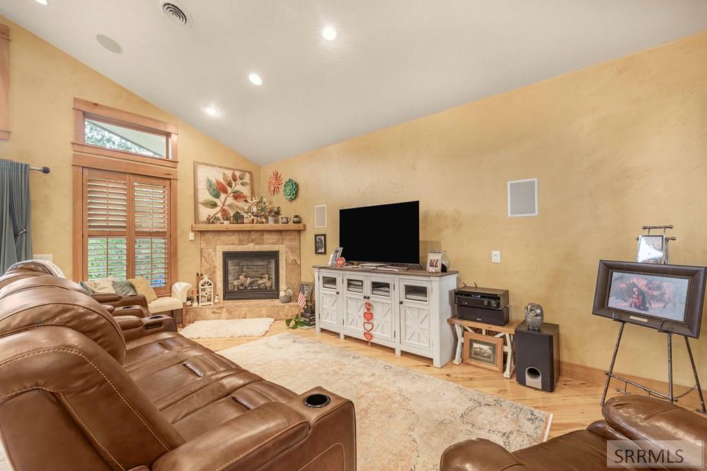 MLS #2180284 image #4