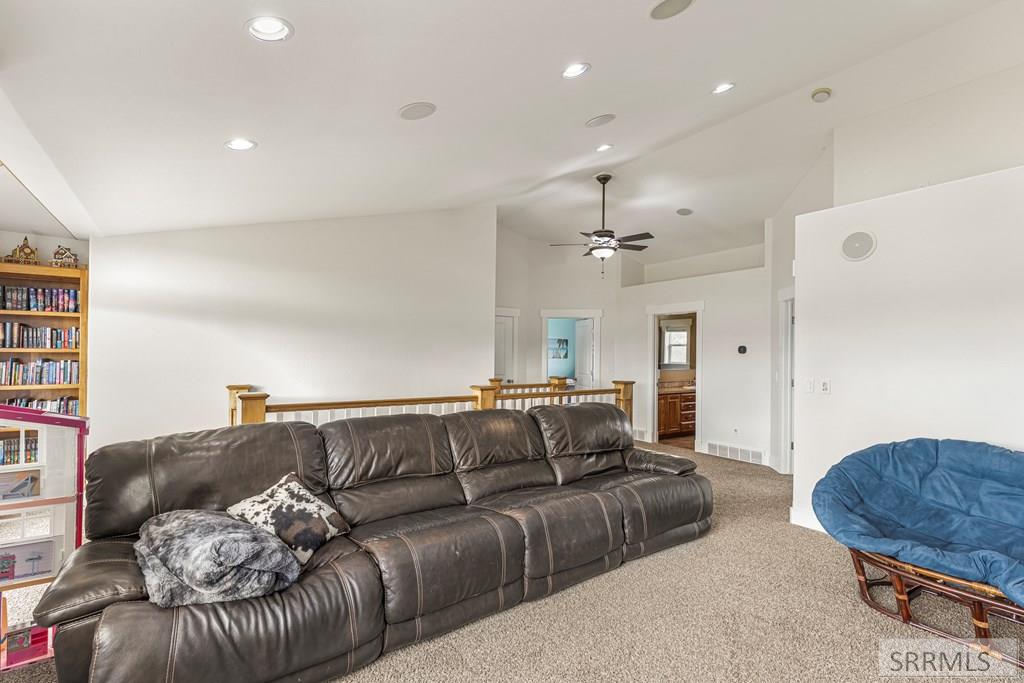 MLS #2180290 image #35