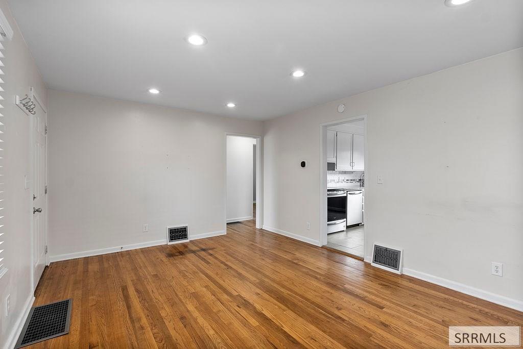 MLS #2180318 image #8