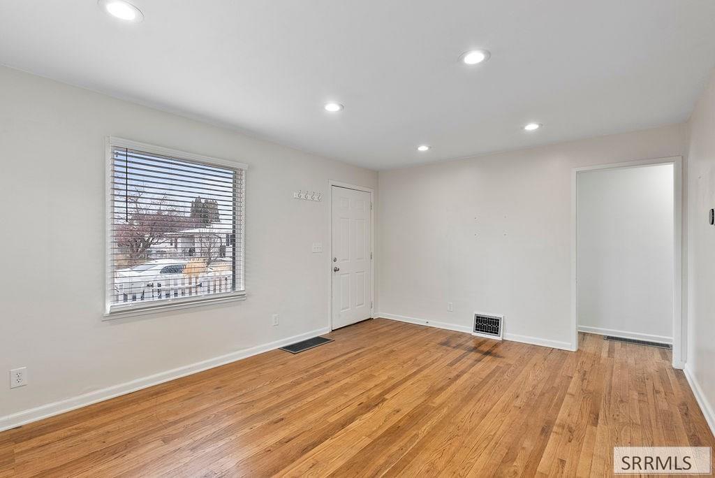 MLS #2180318 image #9