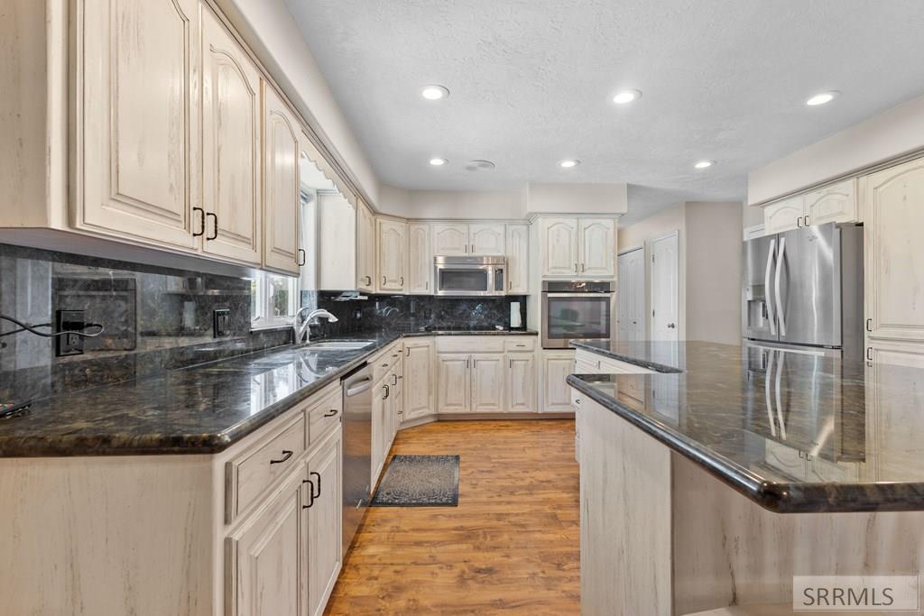MLS #2180404 image #17