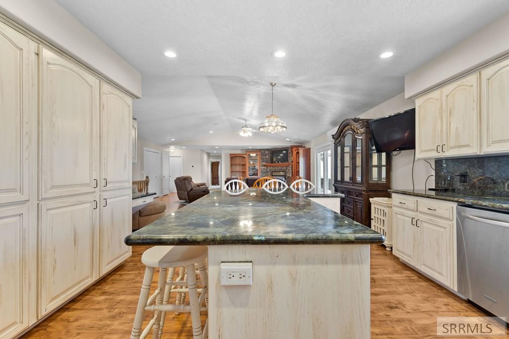 MLS #2180404 image #18