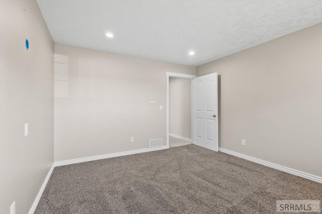 MLS #2180404 image #32