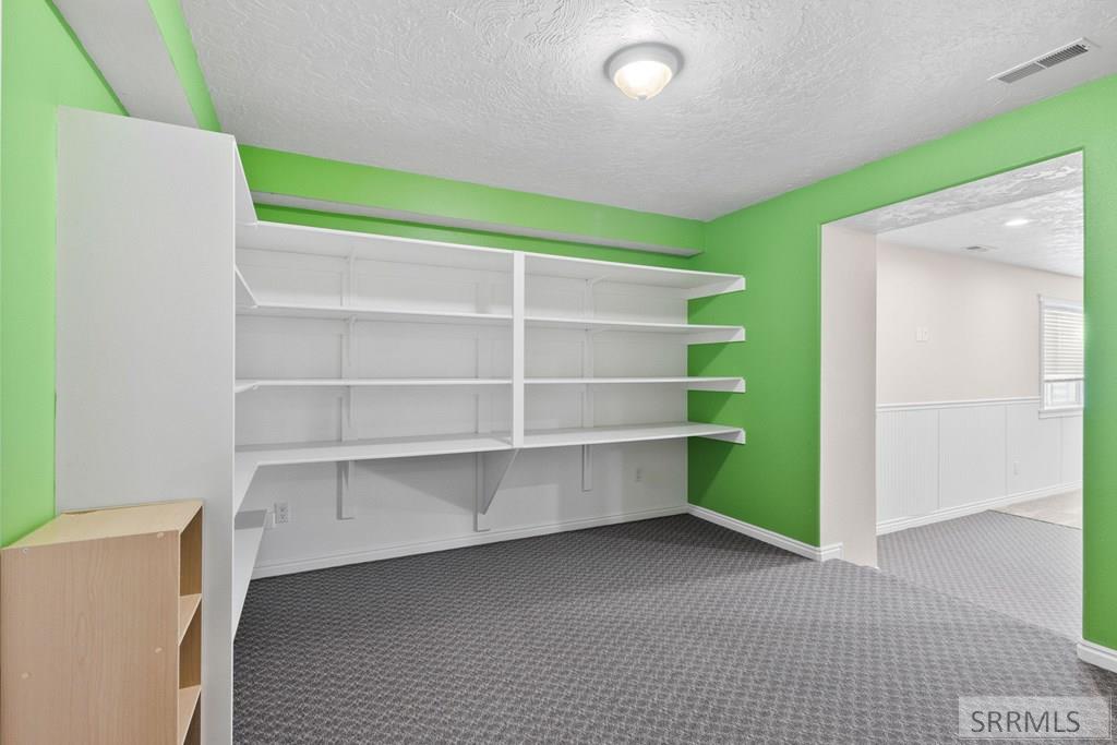 MLS #2180404 image #44