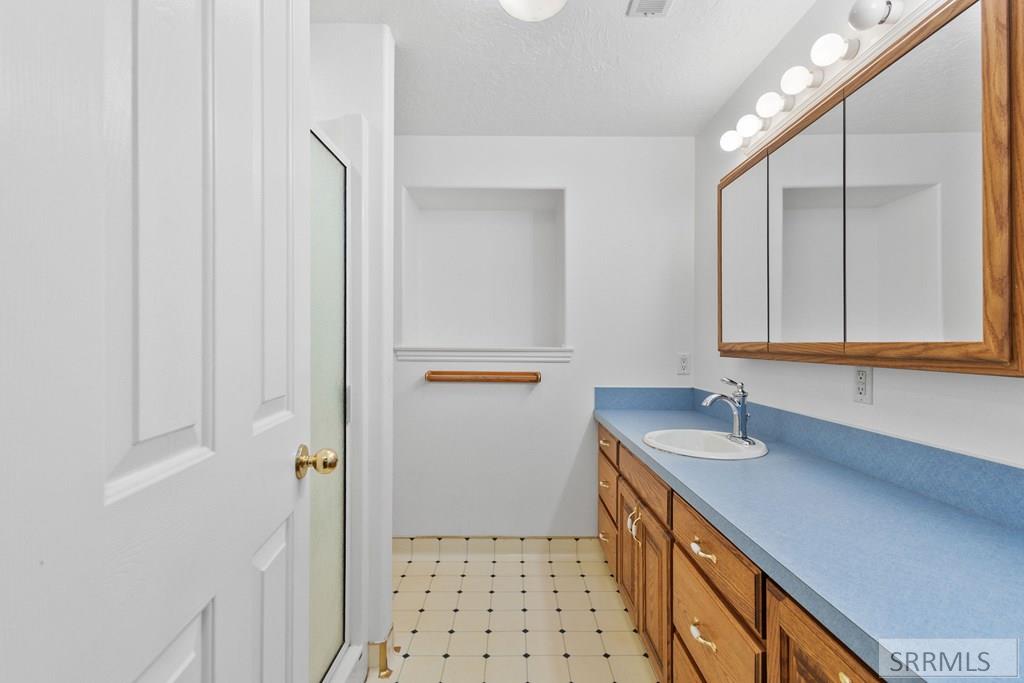 MLS #2180404 image #46