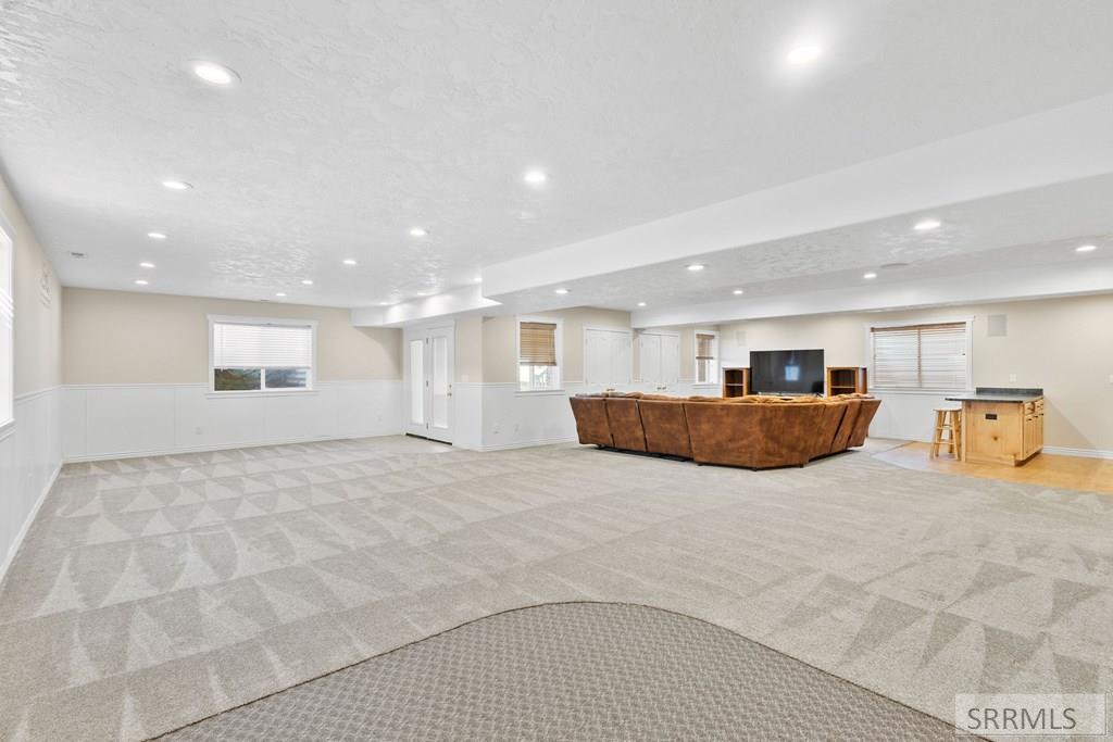 MLS #2180404 image #47
