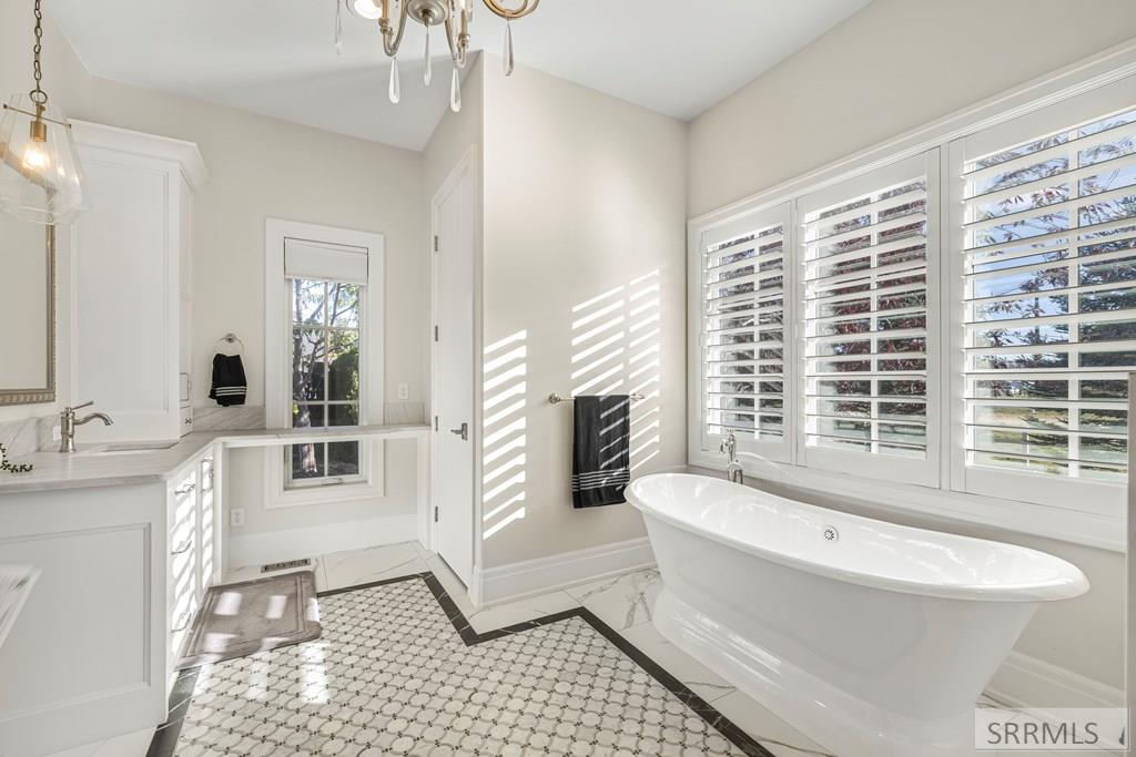 MLS #2180427 image #22