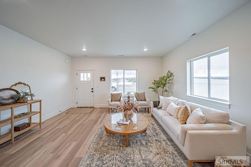 MLS #2180428 image #1