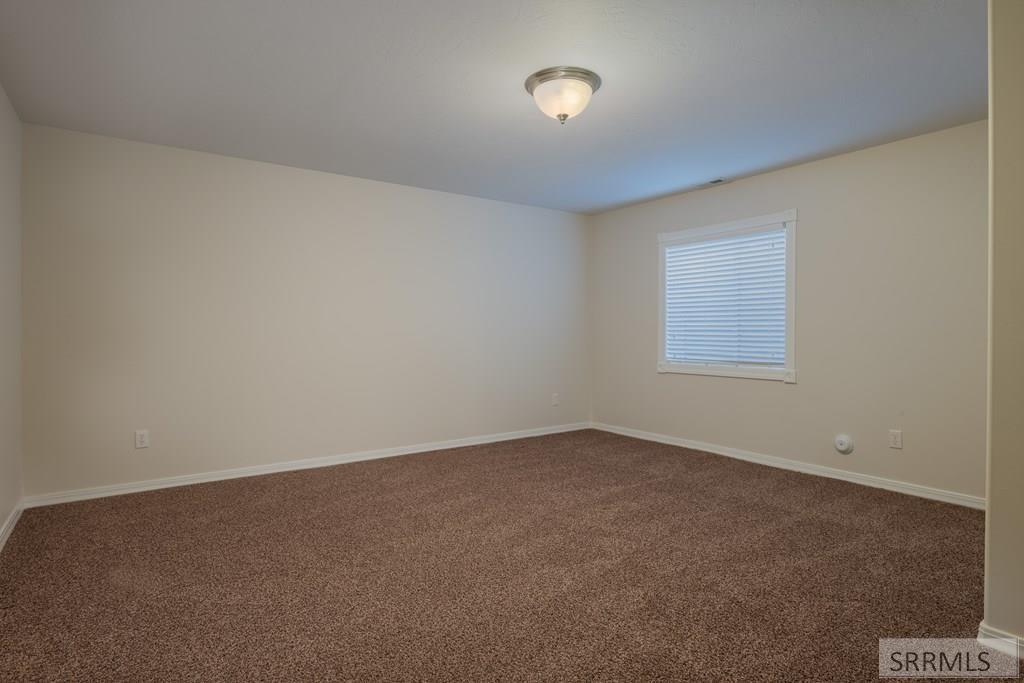 MLS #2180453 image #40