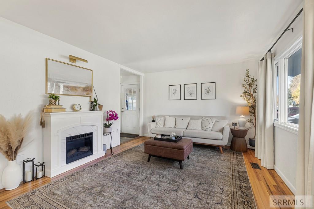 MLS #2180457 image #4