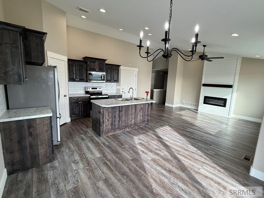 MLS #2180458 image #4