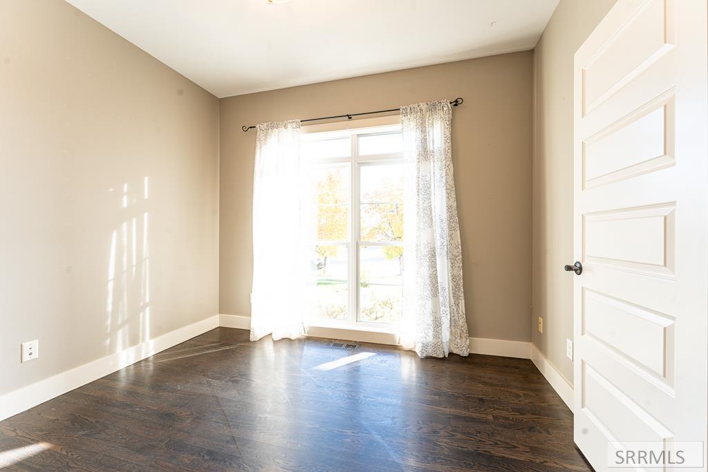 MLS #2180459 image #17