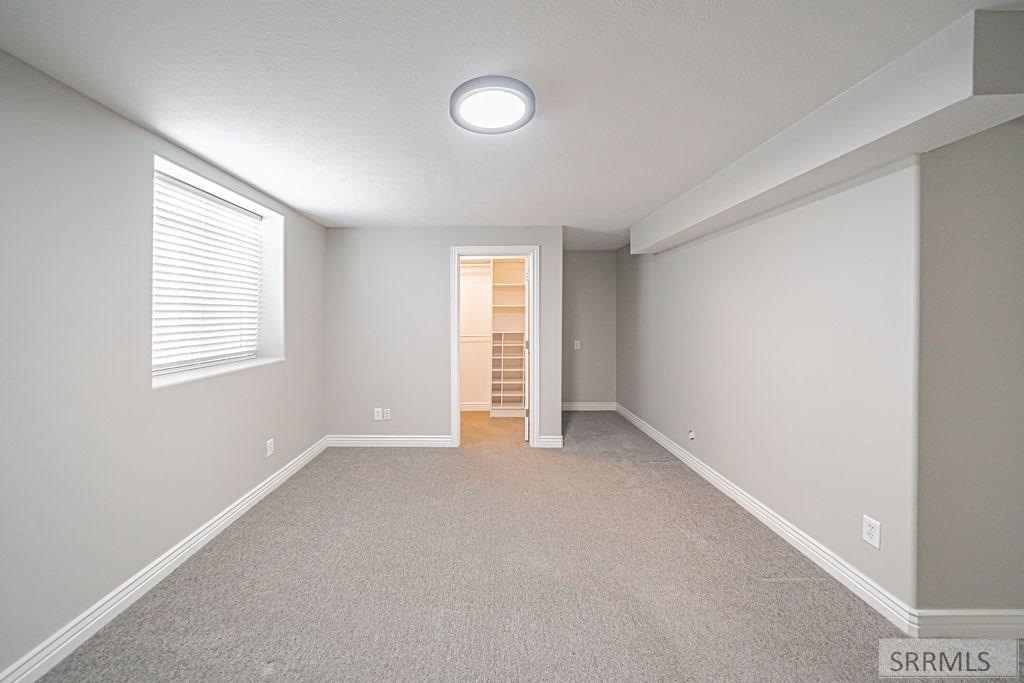 MLS #2180490 image #36