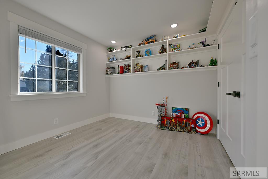 MLS #2180492 image #17