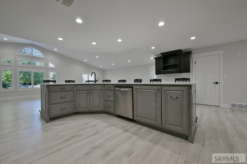 MLS #2180492 image #3