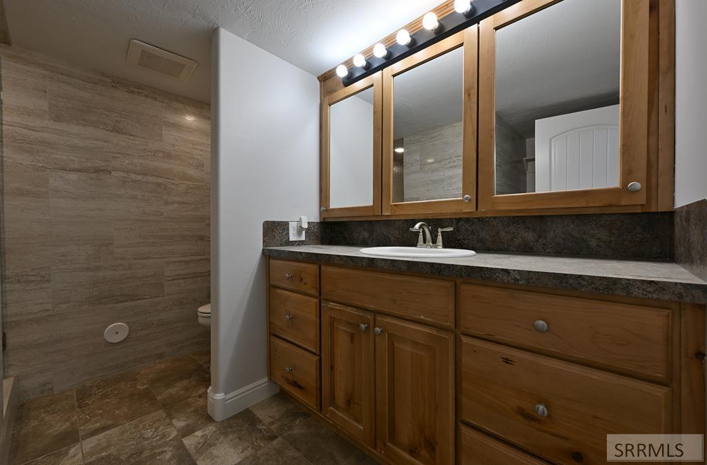 MLS #2180492 image #30