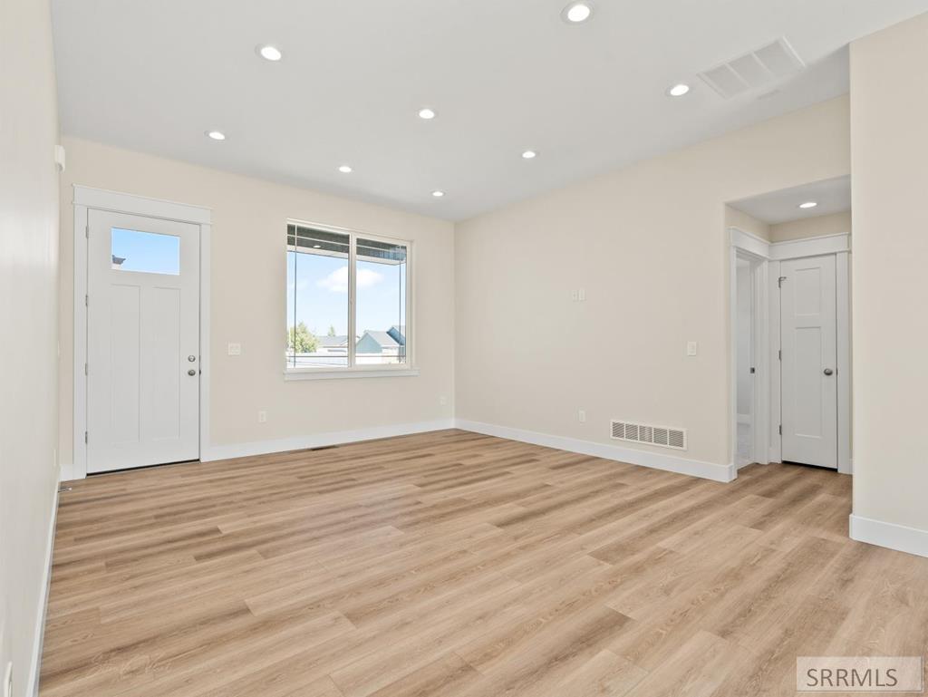 MLS #2180497 image #6