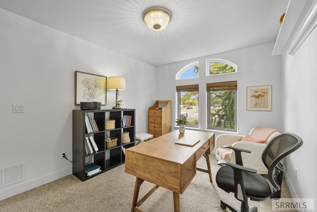 MLS #2180658 image #35