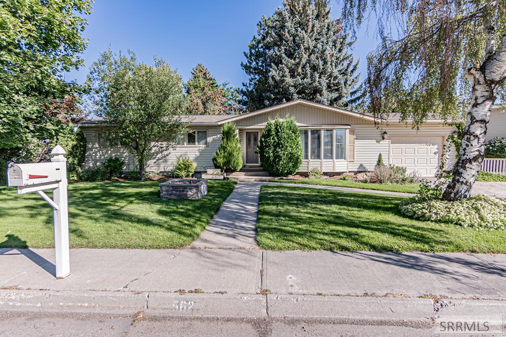 MLS #2180828 image #0