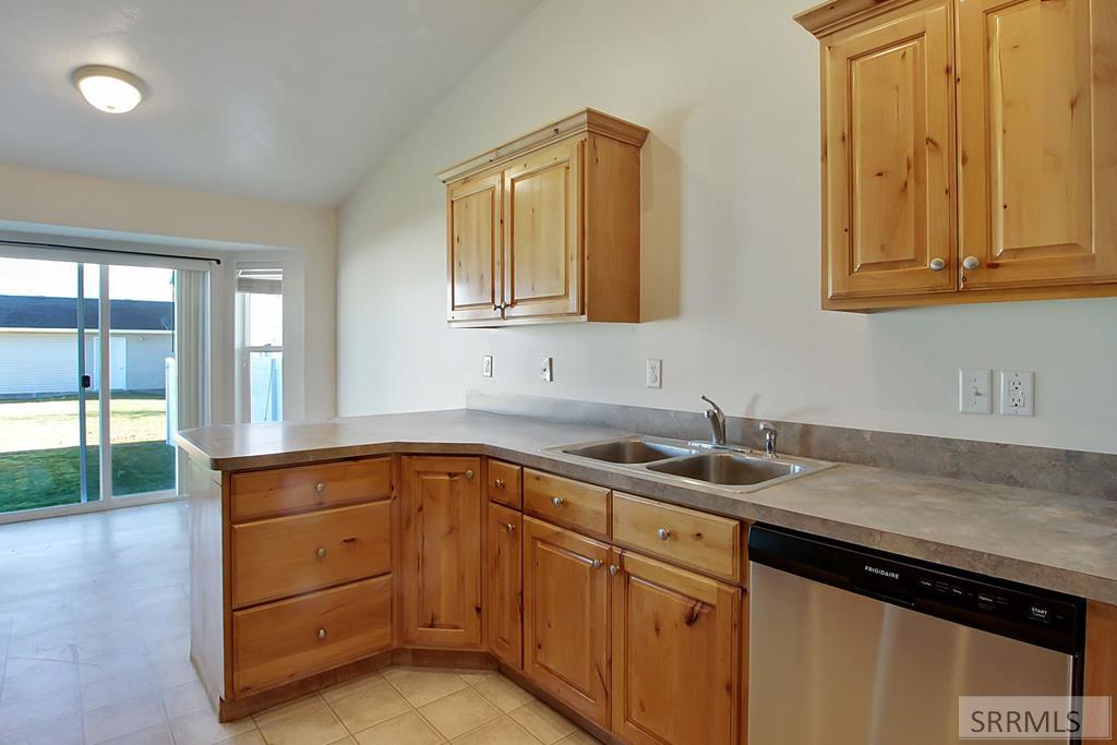 MLS #2180855 image #5