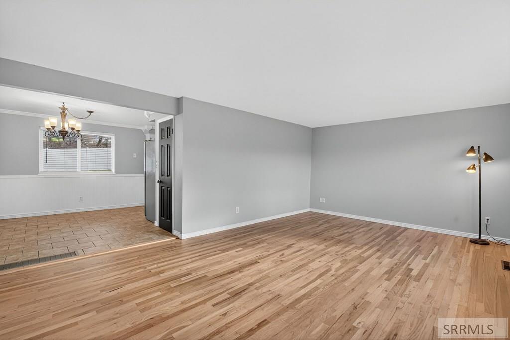 MLS #2180861 image #2