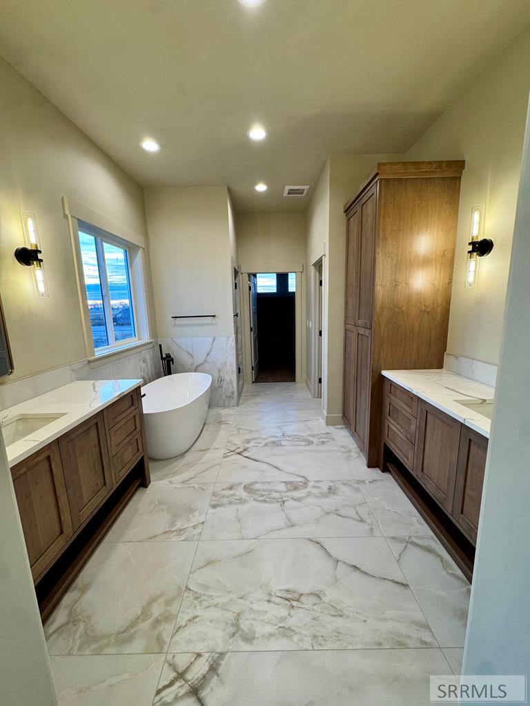 MLS #2181093 image #33