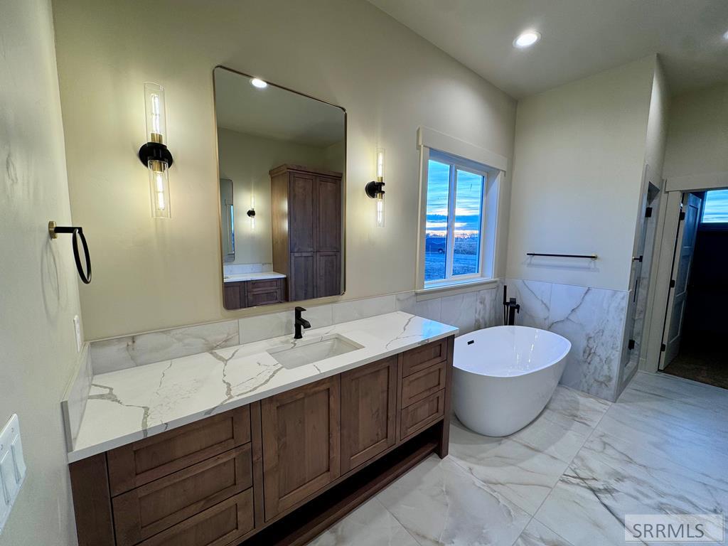 MLS #2181093 image #35