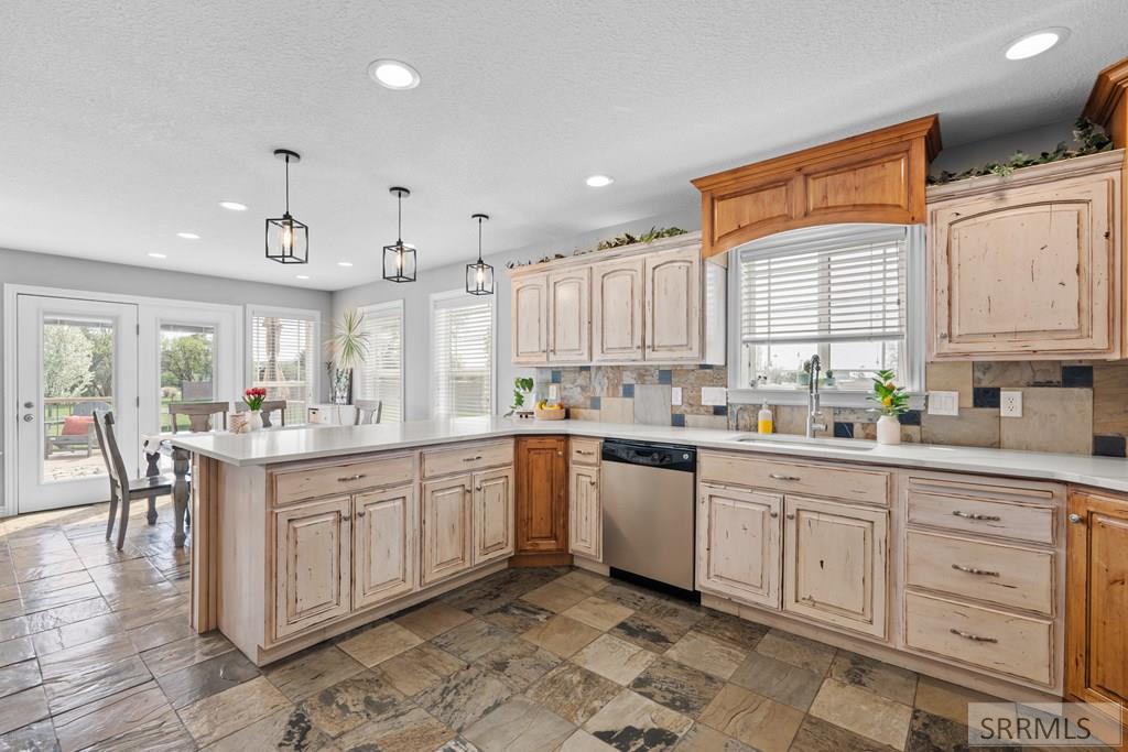 MLS #2181128 image #30