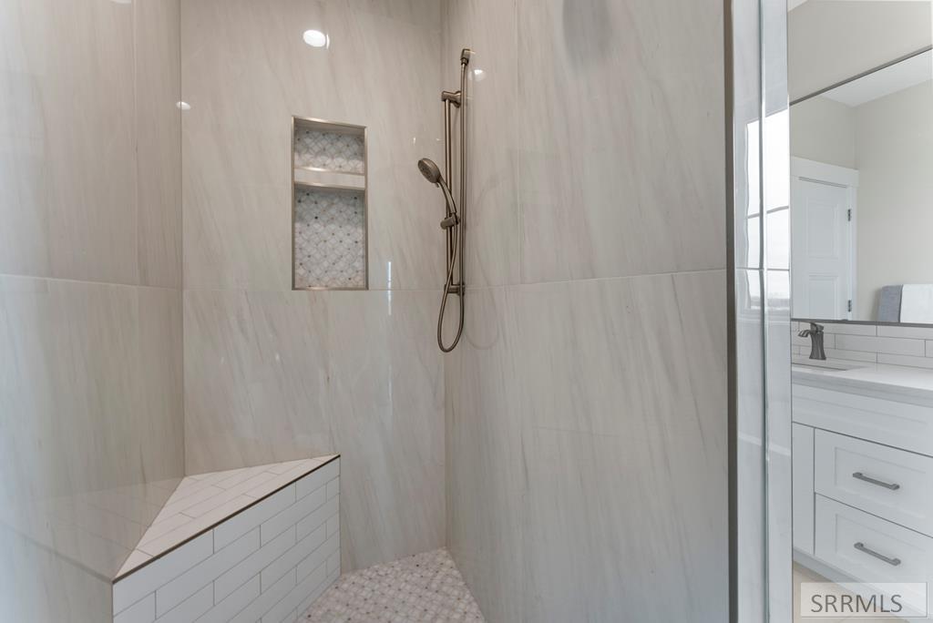 MLS #2181350 image #32