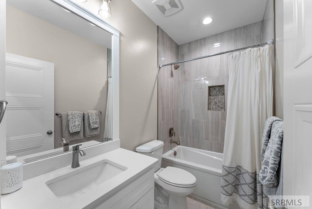 MLS #2181350 image #37