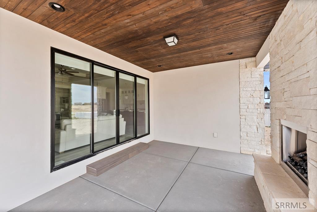 MLS #2181350 image #61