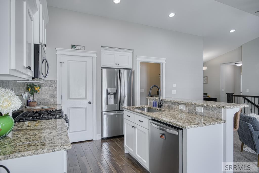 MLS #2181407 image #17