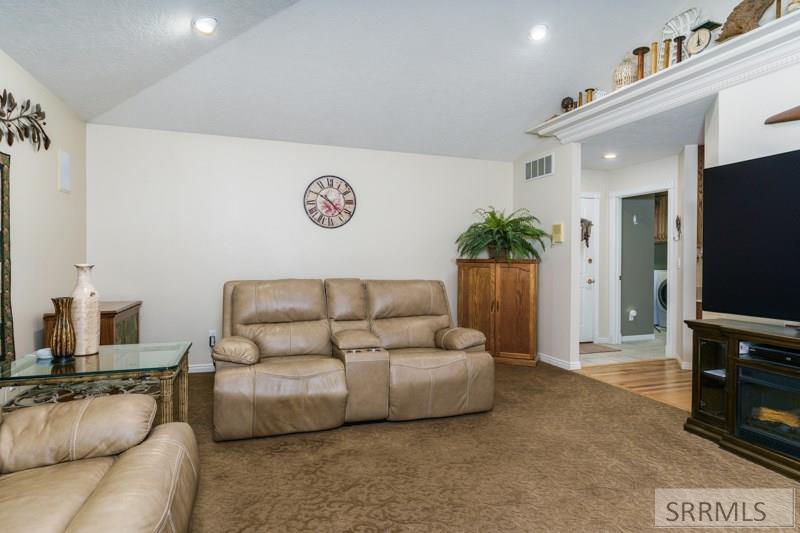 MLS #2181671 image #15