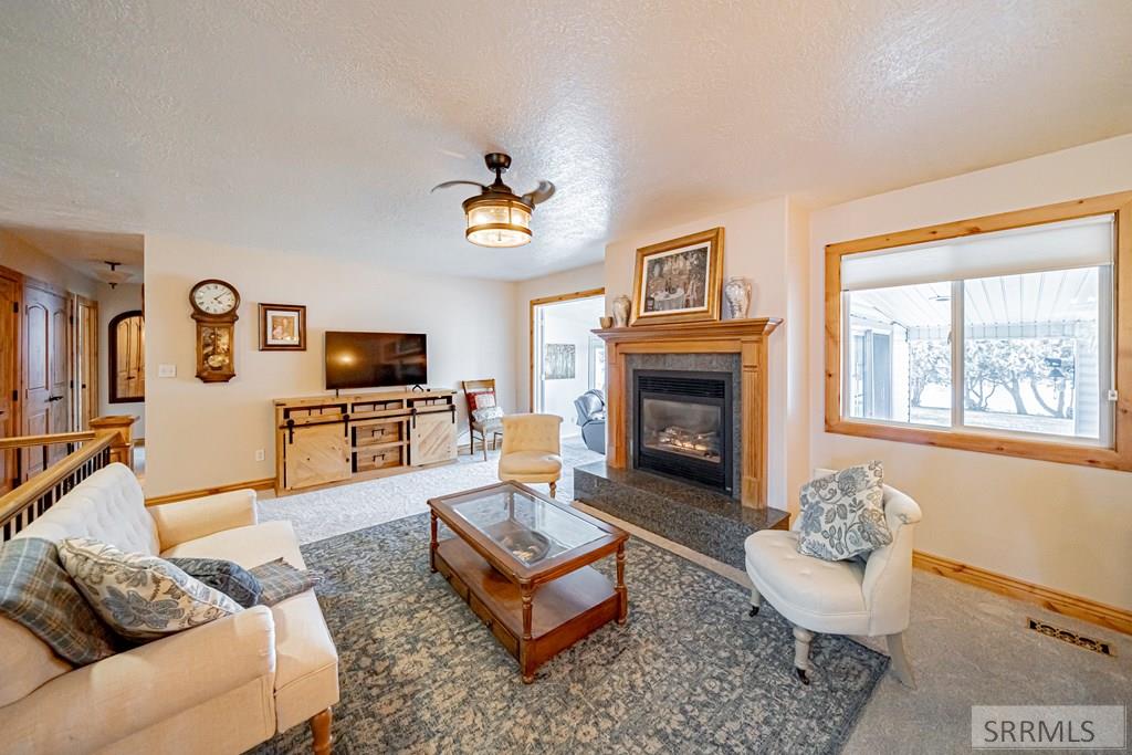 MLS #2181708 image #3