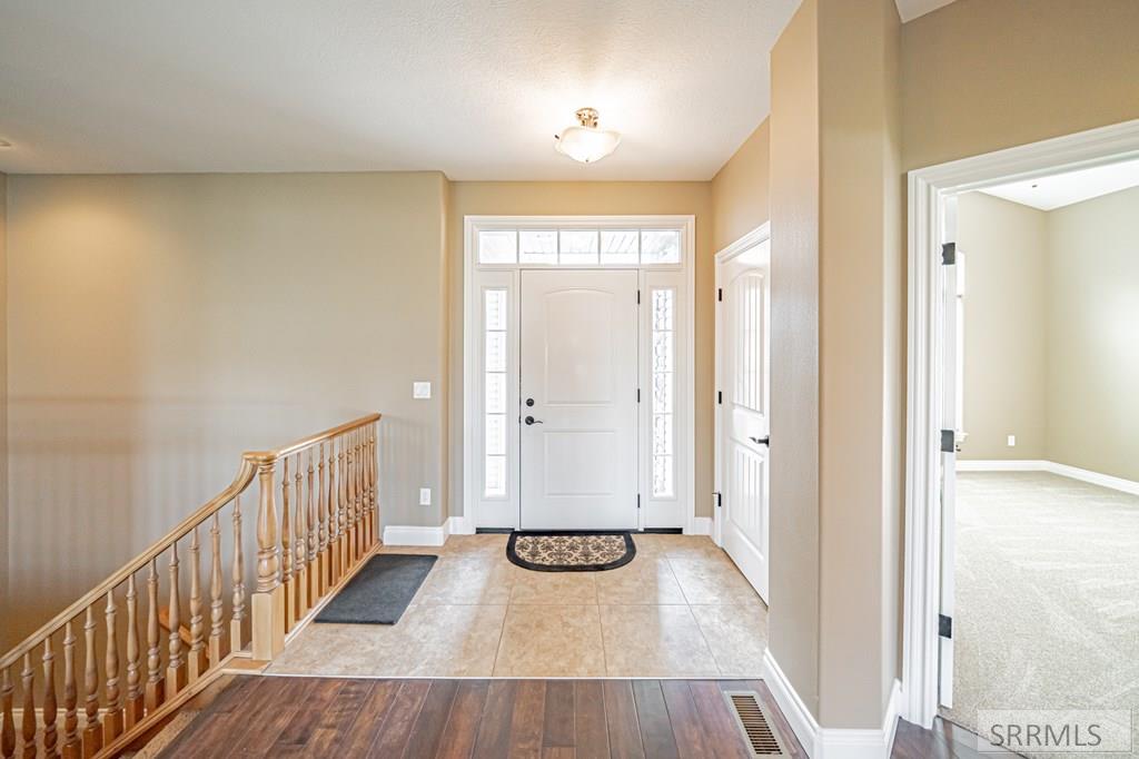 MLS #2181713 image #3