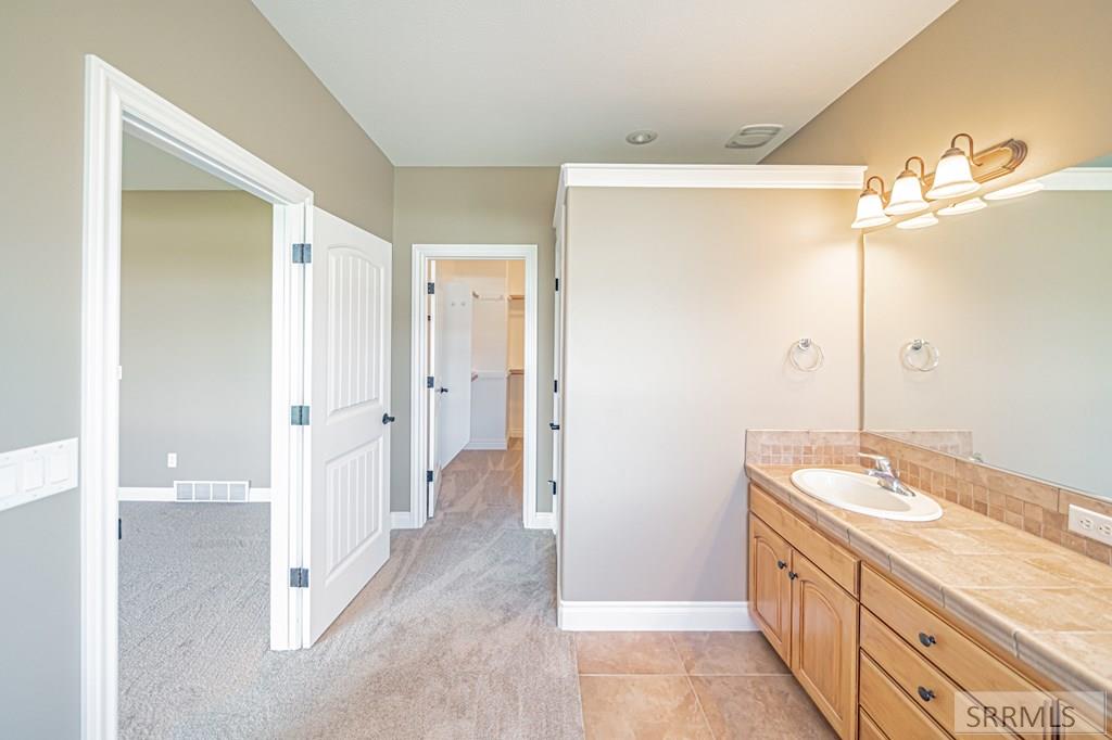 MLS #2181713 image #33