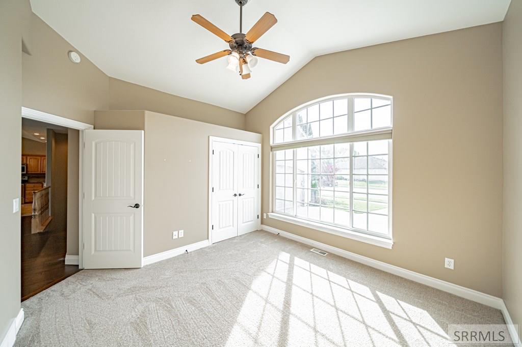 MLS #2181713 image #40