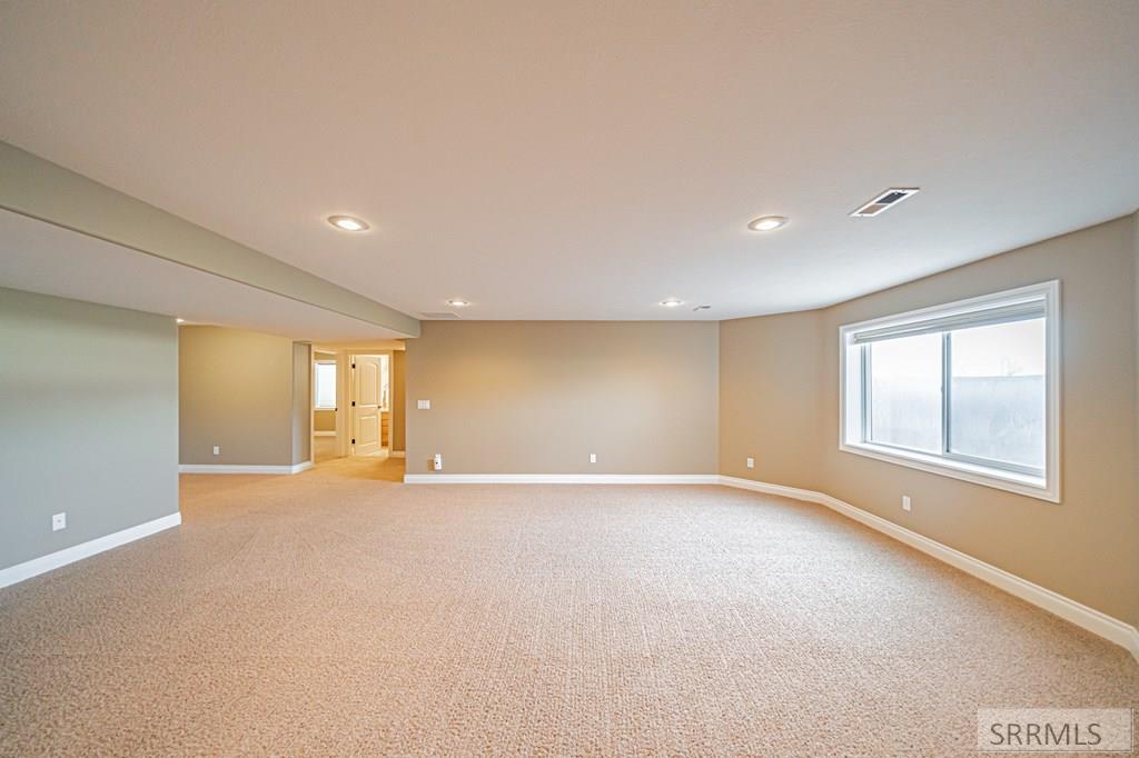 MLS #2181713 image #45