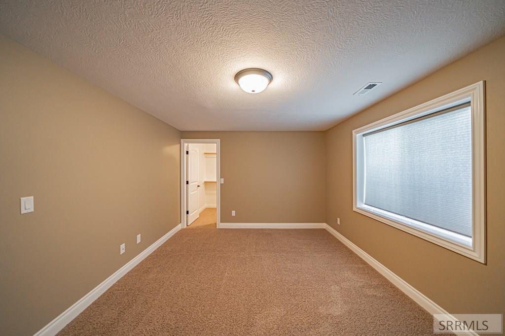 MLS #2181713 image #51