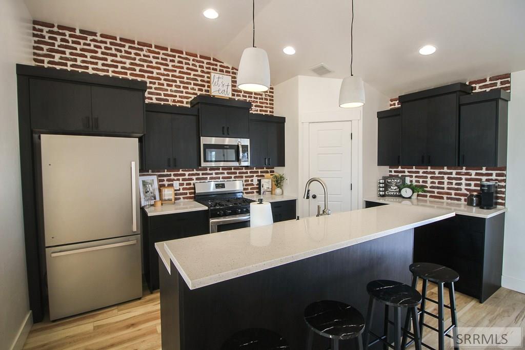 MLS #2181742 image #3