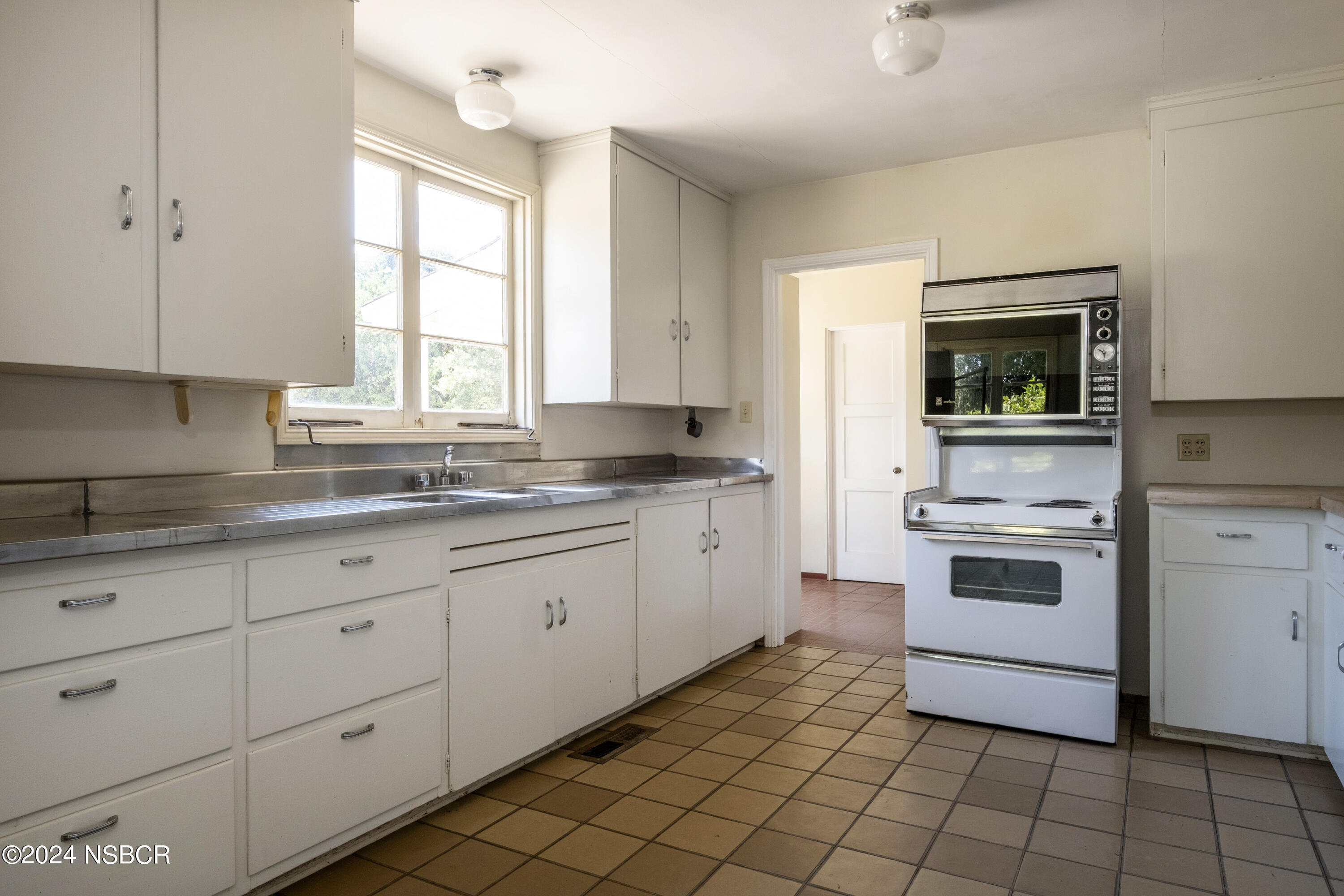 MLS #24001233 image #19