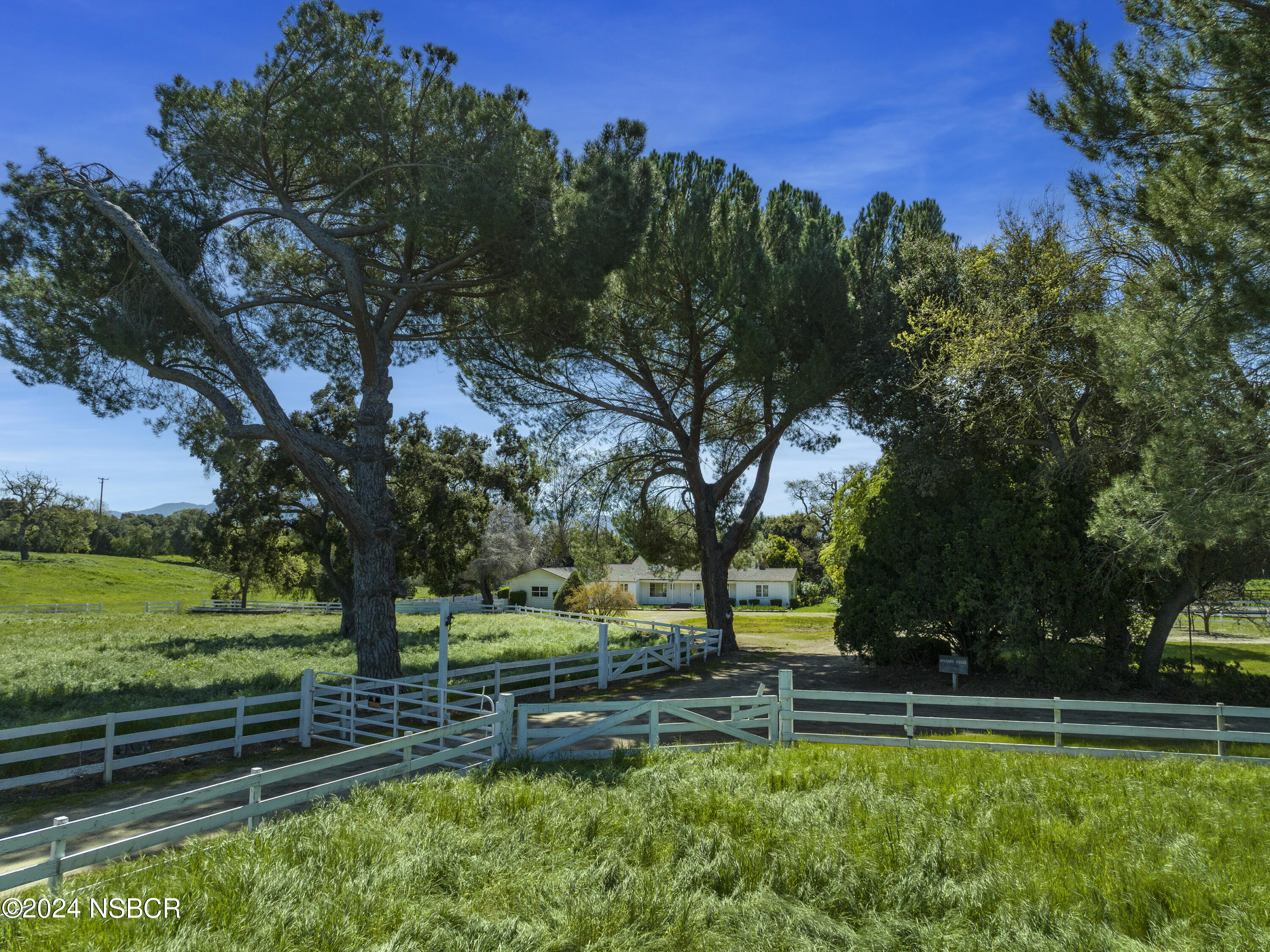 MLS #24001233 image #33