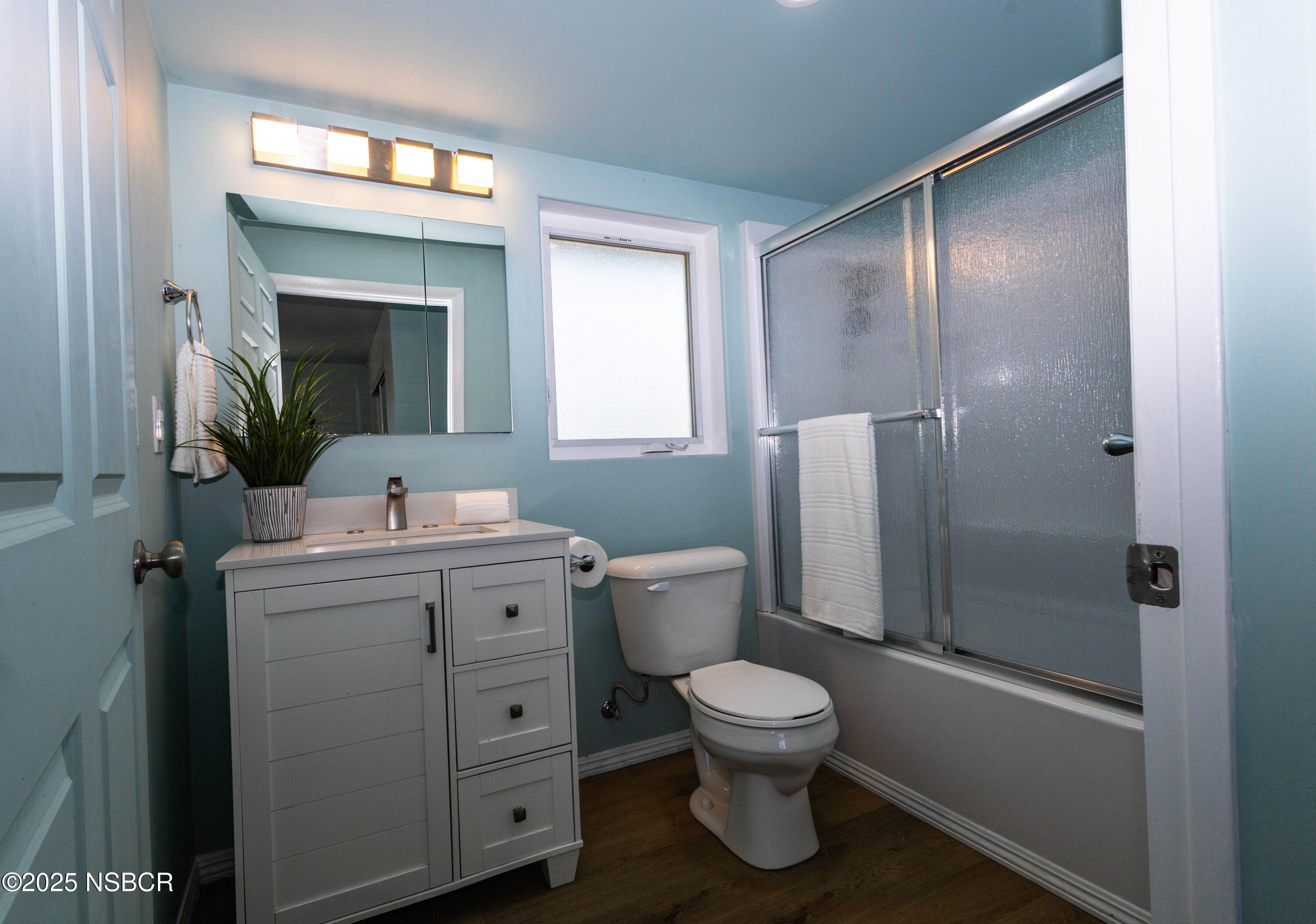 MLS #25000603 image #23