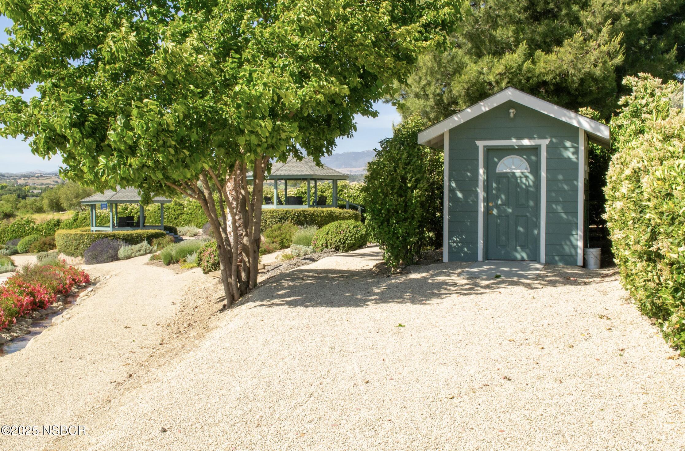 MLS #25000603 image #33