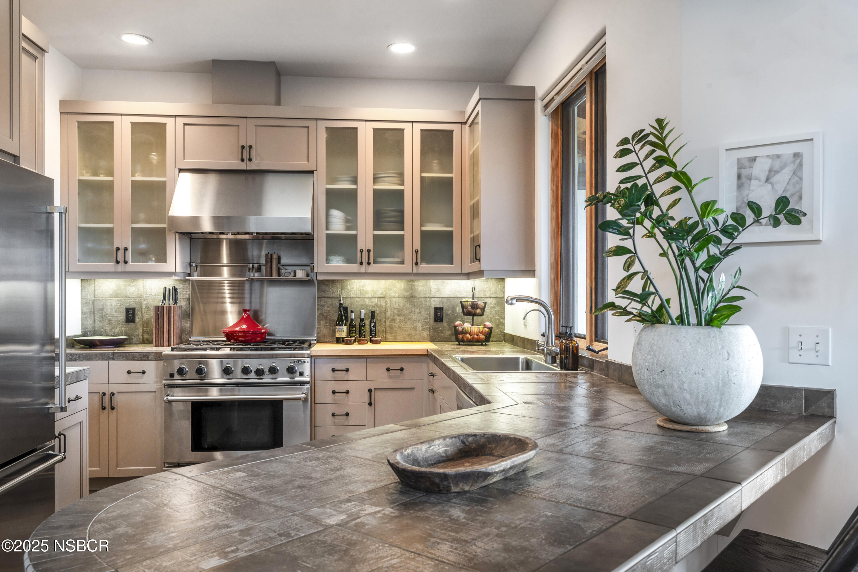 MLS #25000677 image #6